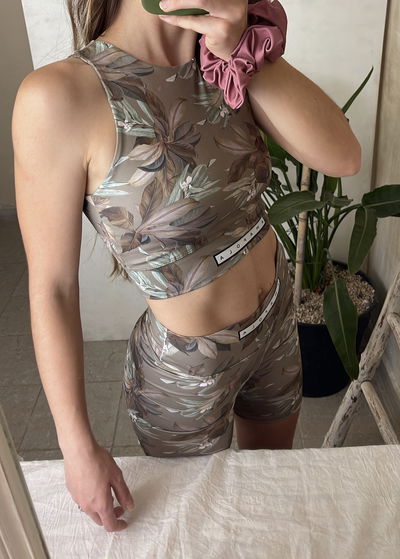 T o p • m u s c u l o s a || botánico verde