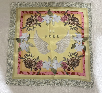 • pañuelo be free • 