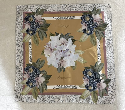 • pañuelo floral •