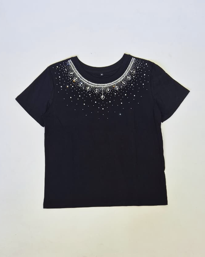 Top Algodón 027 Cuello Strass y Perlas Iridiscentes