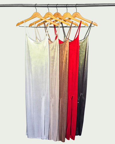 Vestido Largo Foil con Breteles y Tajo