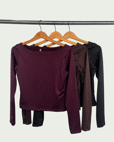 Top Microfibra con Strass con  Cuello Bote y Mangas Largas