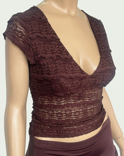 Top Encaje con Mangas Cortas y Escote V 