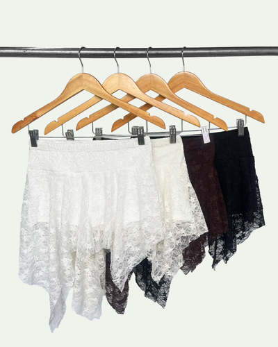 Pollera Pantalón Encaje con Picos Asimétrica