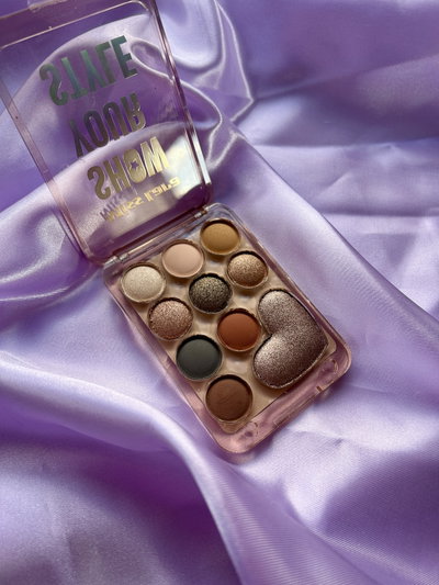Paleta de sombras Miss Lara 🤎 Marrones