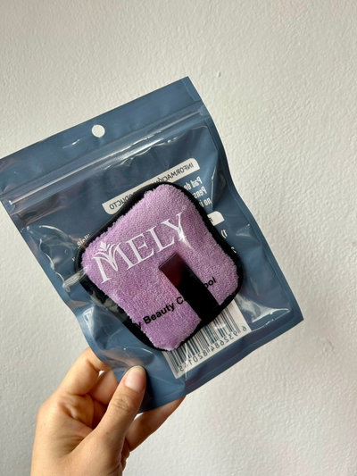 Borla de limpieza facial Mely
