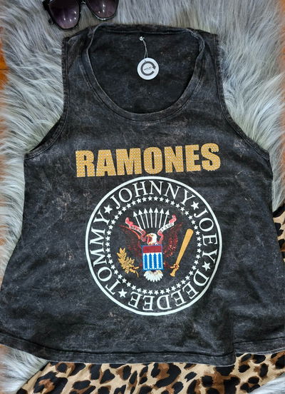 Musculosa / Sudadera Ramones