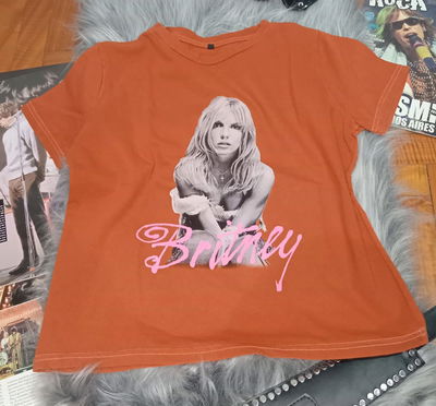 REMERA CLÁSICA BRITNEY