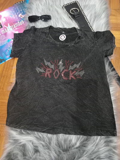 Remera Nevada Rock Strass