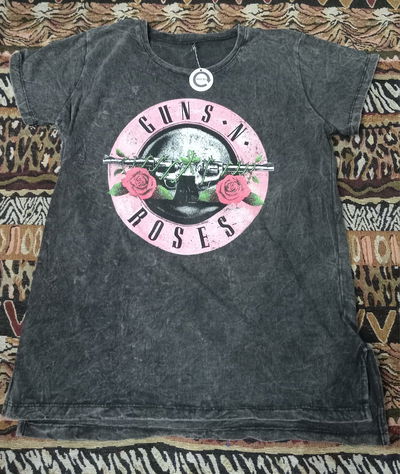 Remera Nevada Guns Rosa