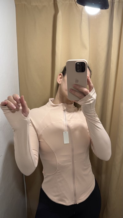 Campera Kira talle 2/M