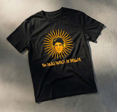 Remera Algodón 24.1 - Estampa Pity "No Dejes Nunca de Brillar"