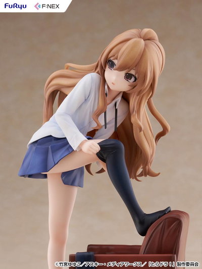 Toradora / Taiga Aisaka - FuRyu F:NEX Escala 1/7 (EN PREVENTA ✈️)