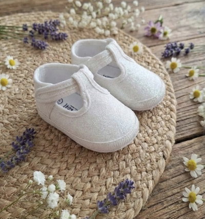 Guillermima blanca glitter no caminante 