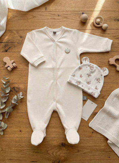 Enterito con gorrito beba