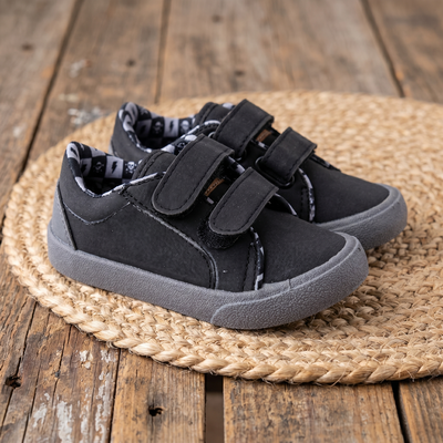 Zapa velcro negra