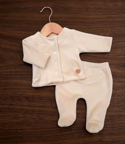 Conjunto plush beige unisex