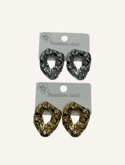Aros tira 12 pares.