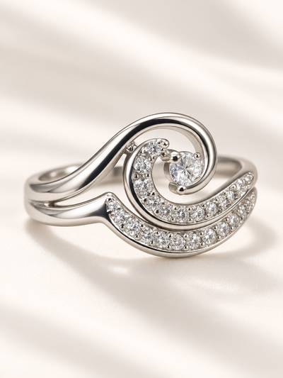 Anillo de ola con strass