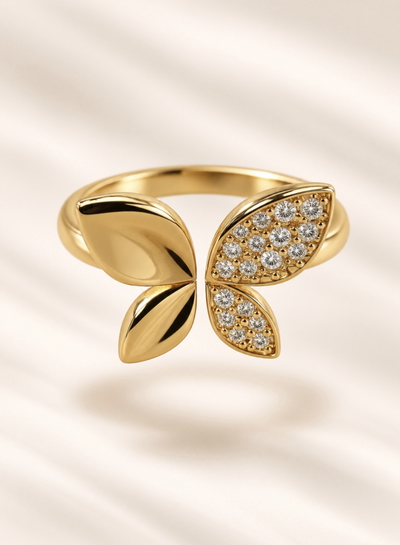 Anillo de mariposa con strass