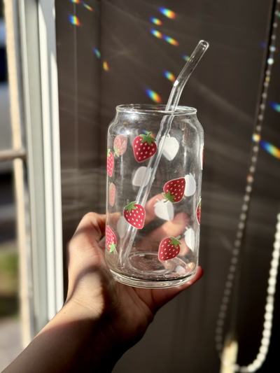 Vaso de vidrio con sorbete (variedad)