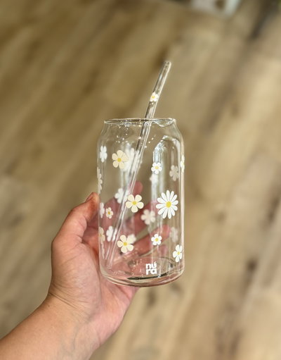 Vaso de vidrio con sorbete (variedad)
