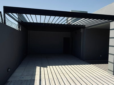 Pérgola metálica