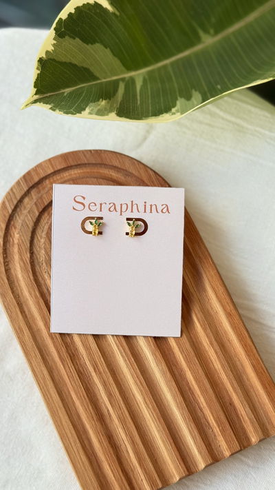 Aritos dorados ananá stras 