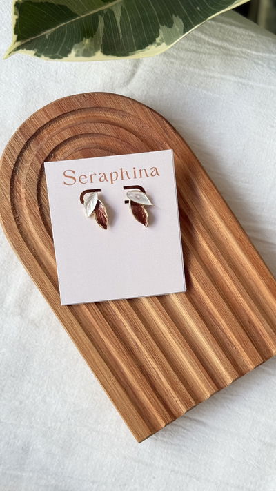 Aros dorados hojas colores 