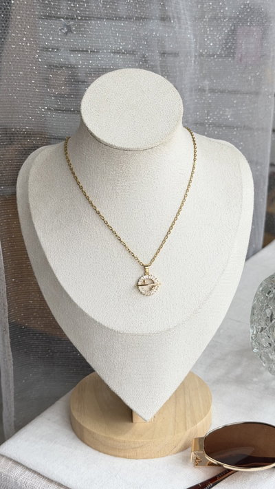 Collar galaxia dorado 