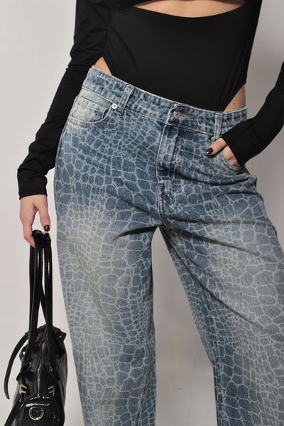 Wide leg Mid waist