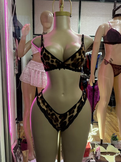 Conjuntos Animal Print bralettes