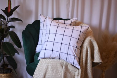 Almohadón cuadros 2