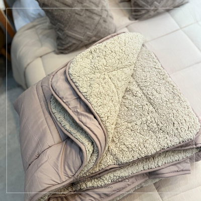 Acolchado c/corderito Visón King