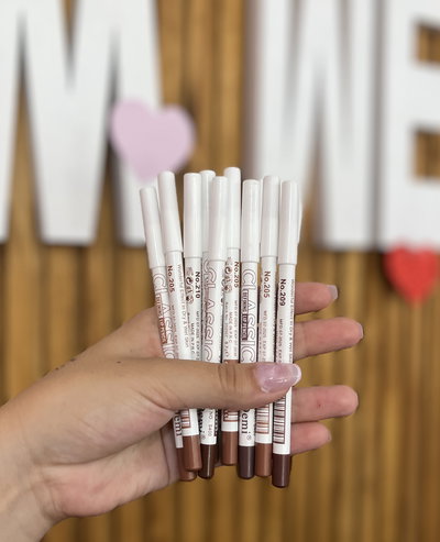 Delineador de labios chocolate 