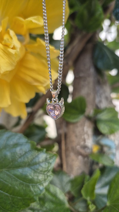 Collar corazón diablito 