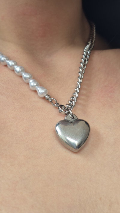 Collar corazon inflado y perlas 