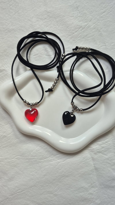 Choker con corazon de vidrio