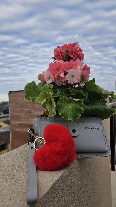 Llavero corazón pompom