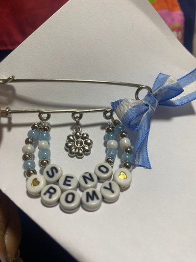 Escarapelas personalizadas 