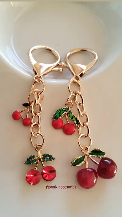 Llaveros cereza 🍒