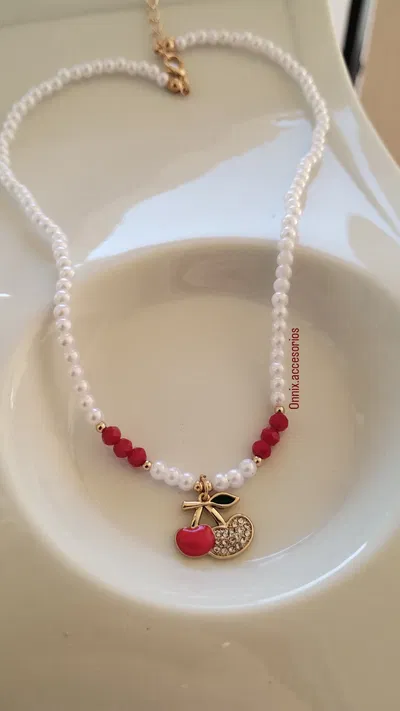 Collar cereza con perlas 