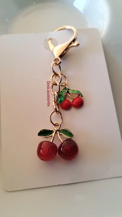 Llaveros cereza 🍒