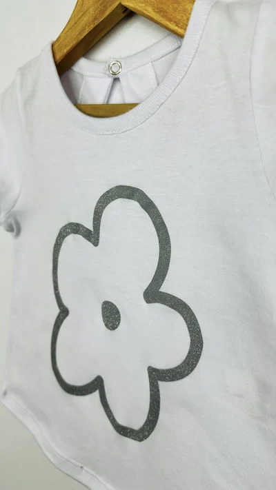 Remera beba flor glitter - 25577