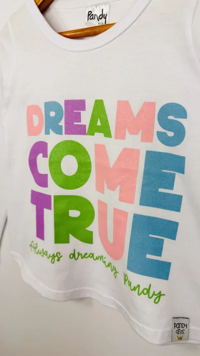 SEGUNDA Remera Nena Dreams - S26200