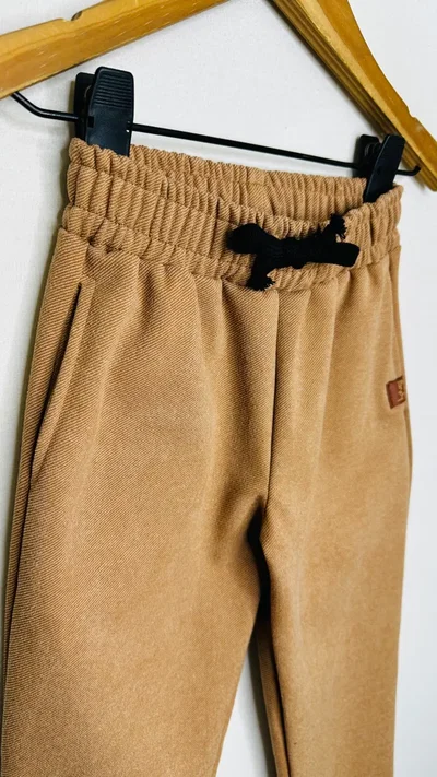 Jogger nene rustico trama sarga - 25120/24141
