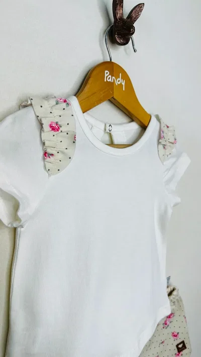Conjunto beba flores y lunares - 24531