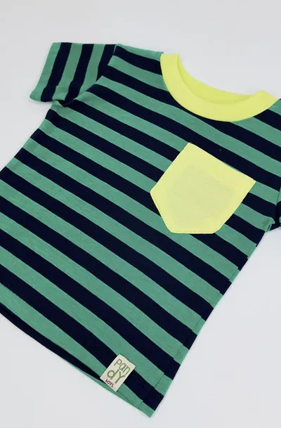 Remera bebe rayada bolsillos - 25512