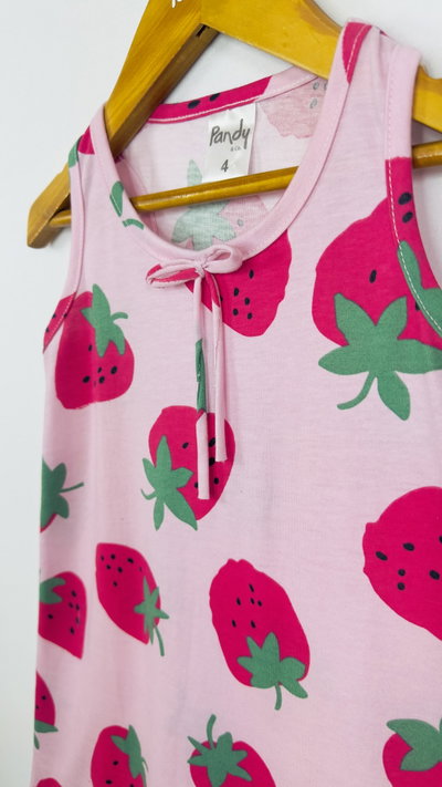 OUTLET Vestido Nena fresas - 25712