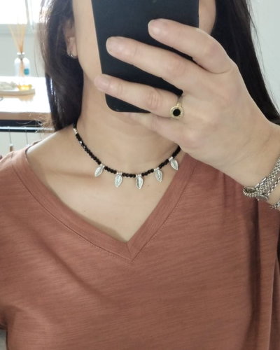 Collar cristales y hojas